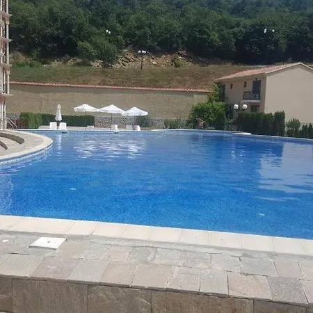 Villa Romana Elenite Apartments شقة