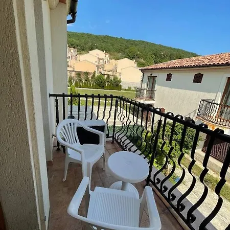 Villa Romana Elenite Apartments Апартаменты *