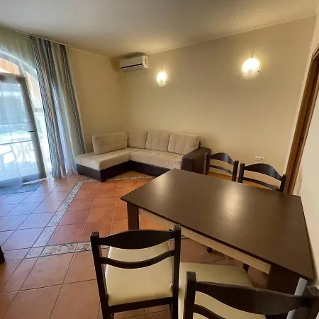 Villa Romana Elenite Apartments * Свети-Влас